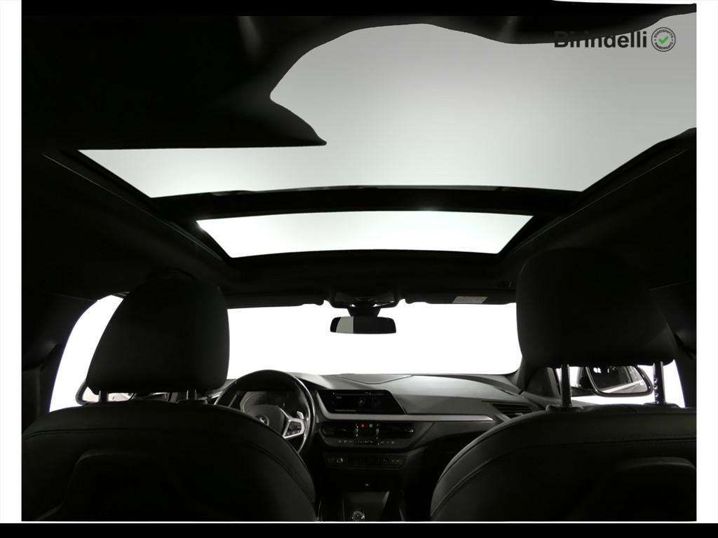 BMW Serie 1 (F40) - 118d 5p. Msport