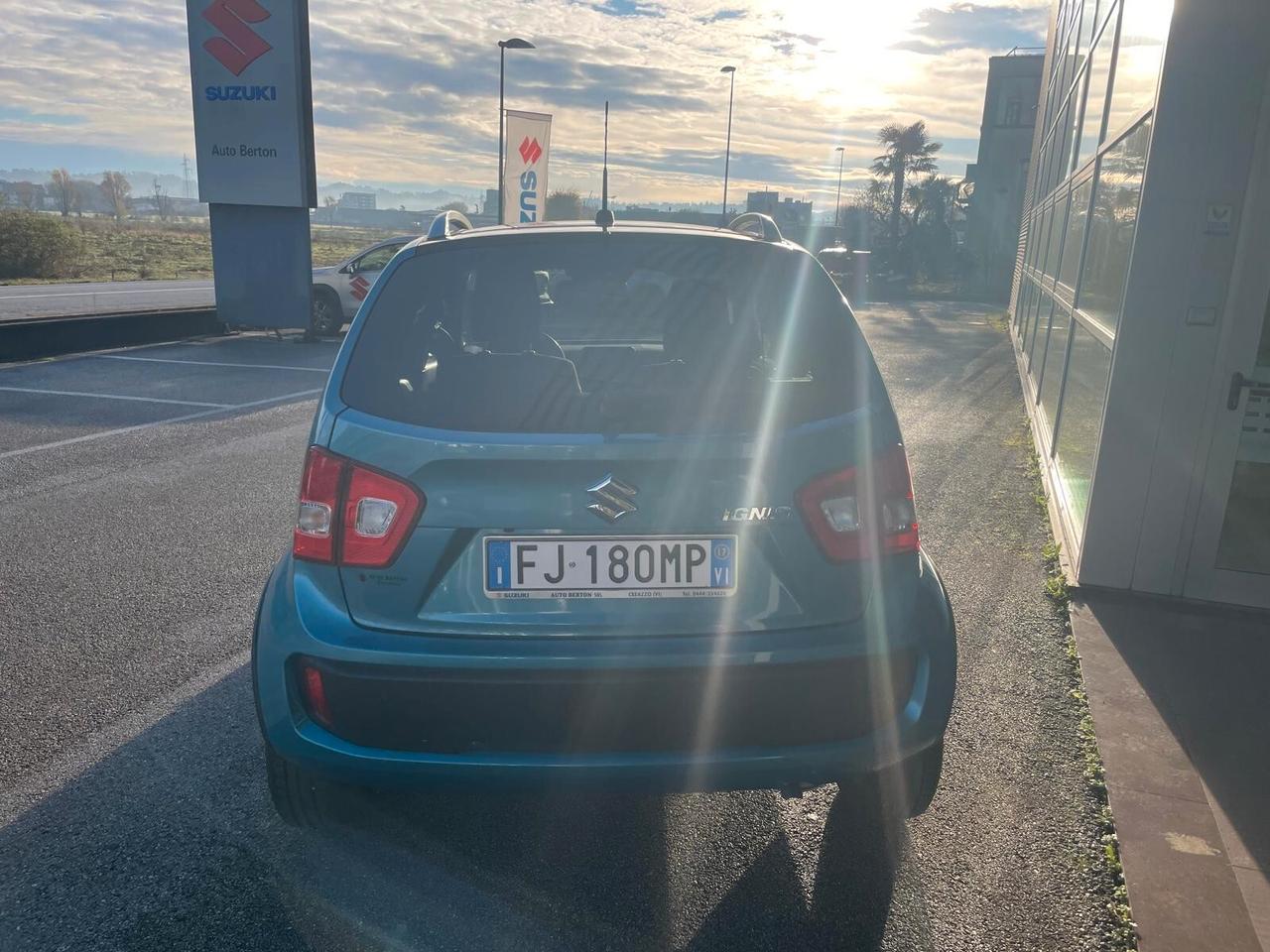 Suzuki Ignis 1.2 Dualjet Top