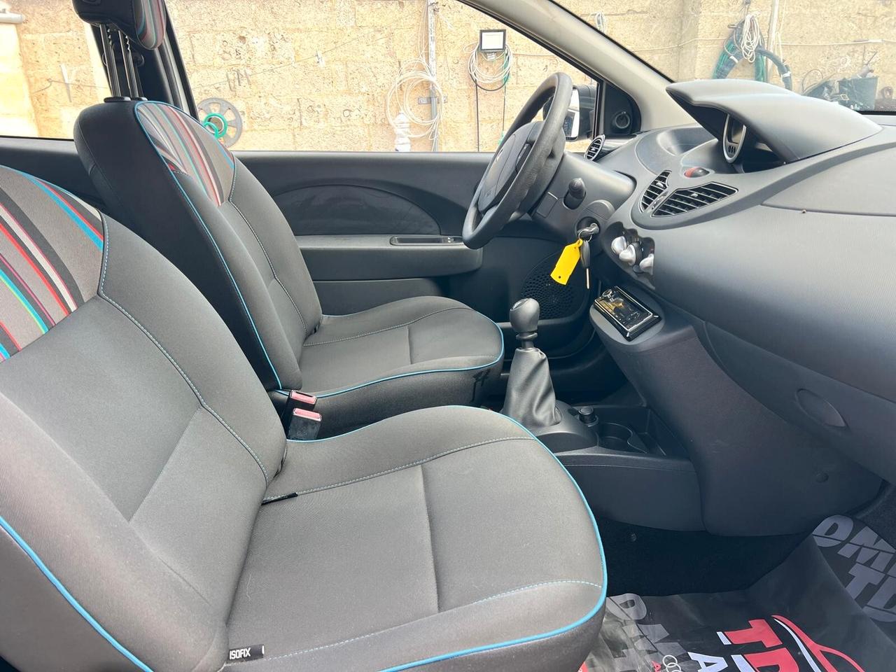 Renault Twingo 1.2 75 cv