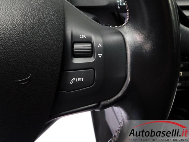 PEUGEOT 2008 1.2 TURBO 110CV S&S ALLURE, NAVIGATORE, CARPLAY