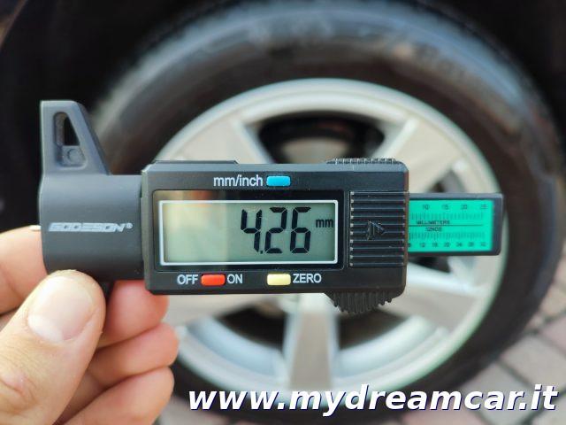 VOLVO V40 D3 Geartronic Momentum