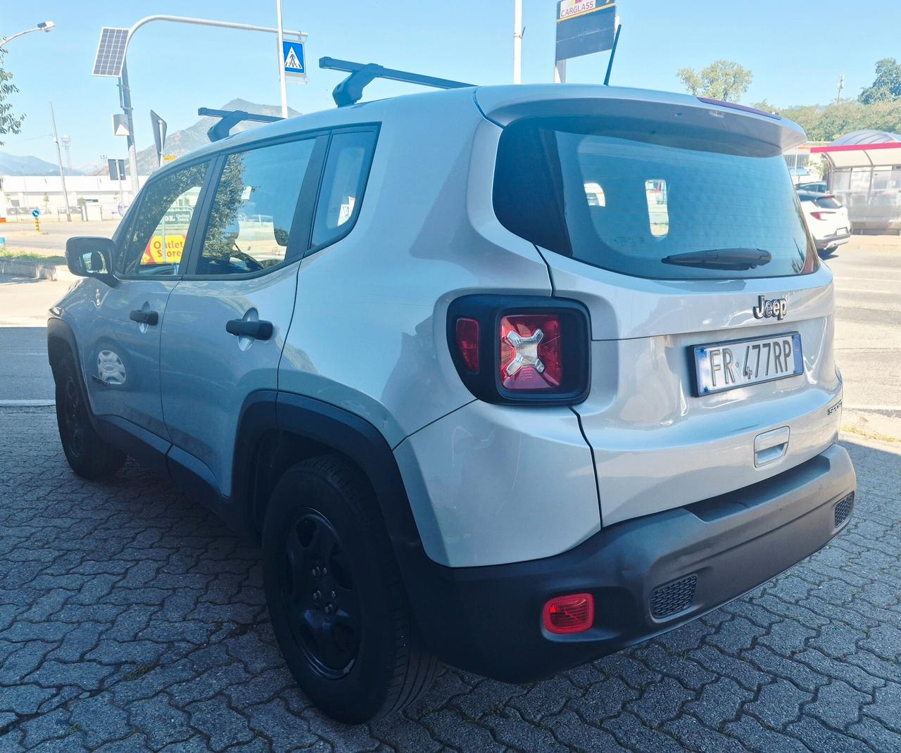 Jeep Renegade 1.6 110 CV GPL sport