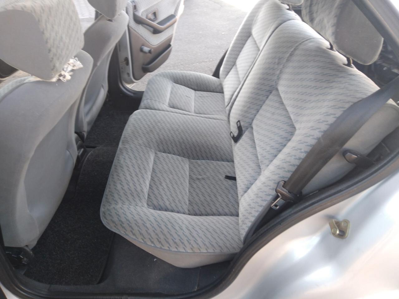 Peugeot 306 1.6i 88cv cat 5 porte XT x neopatentati