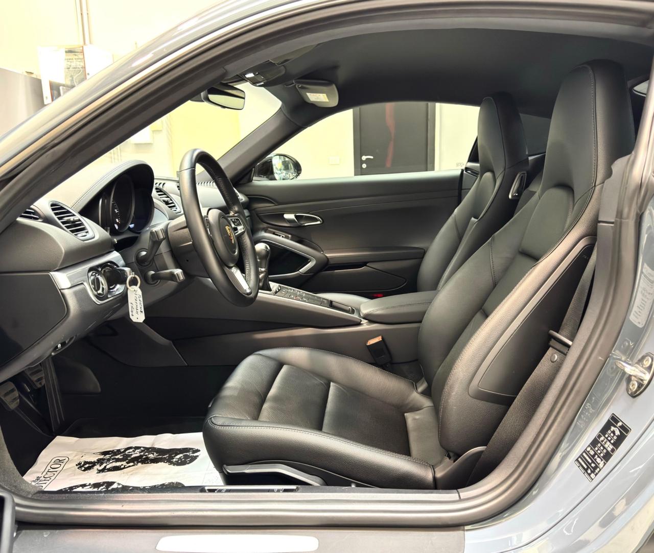 Porsche 718 Cayman 2.0