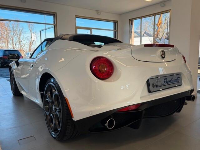 Alfa Romeo 4C 1750 TBi Spider