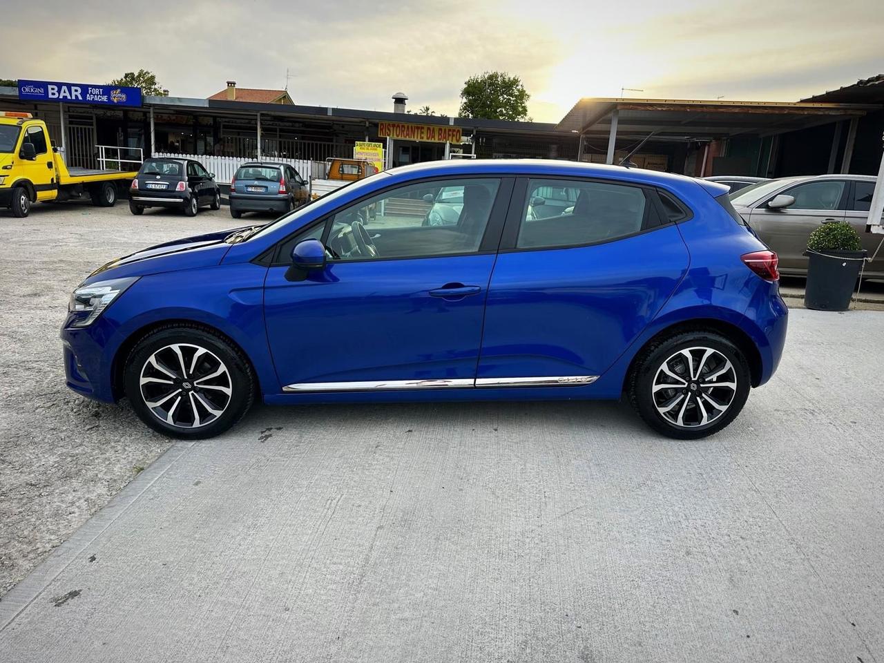 Renault Clio TCe 90 CV 5 porte Life Garanzia 24 Mesi