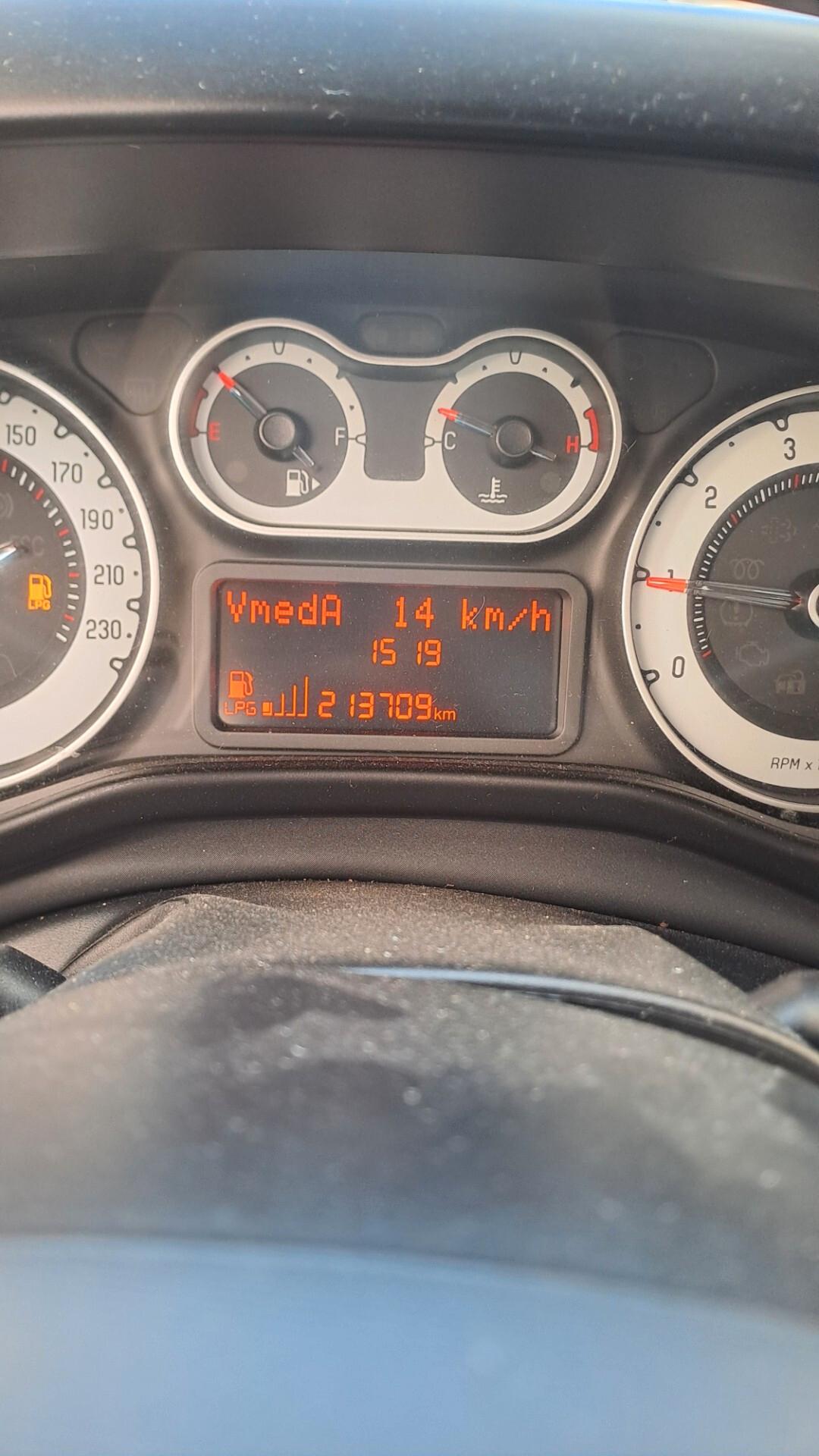 Fiat 500L 1.4 T-Jet 120CV GPL CASA MADRE Lounge
