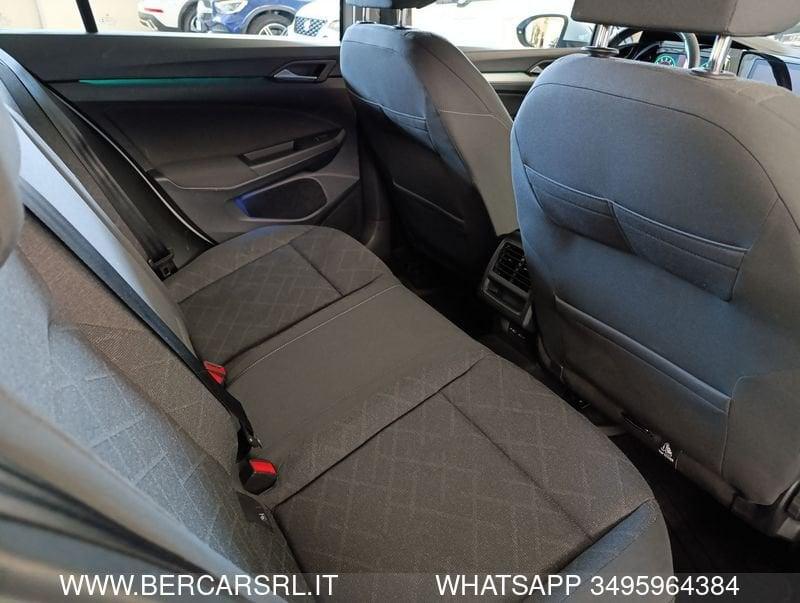Volkswagen Golf 1.0 eTSI EVO DSG Life*AUTOMATICA*PACCHETTO LUCI*PDC*