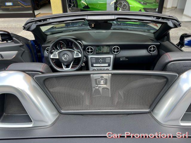 MERCEDES-BENZ SLC 200 Premium
