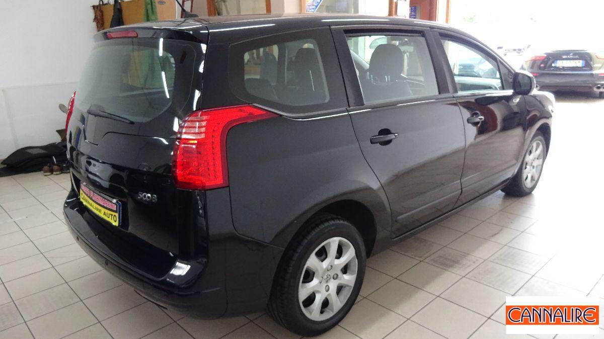 PEUGEOT - 5008 - 1.6 8V e-HDi 112CV S.&S. c.r. Fel.