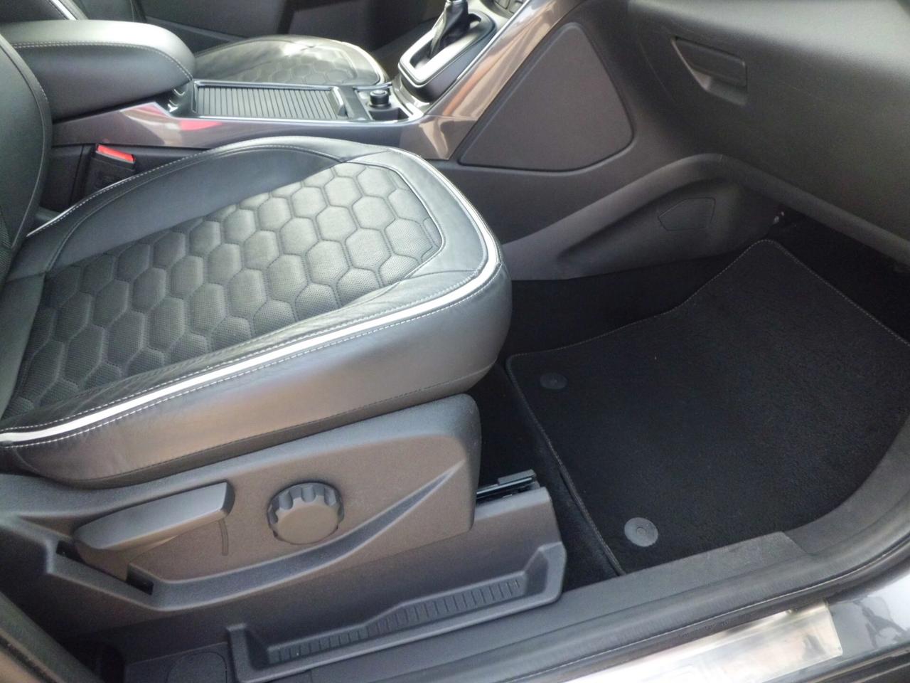 Ford Kuga 2.0 TDCI 150 CV S&S 4WD Powershift Vignale