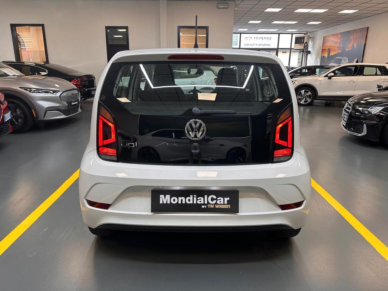 Volkswagen up! 5p 1.0 Move 60cv * NEOPATENTATI * 64.000 KM *