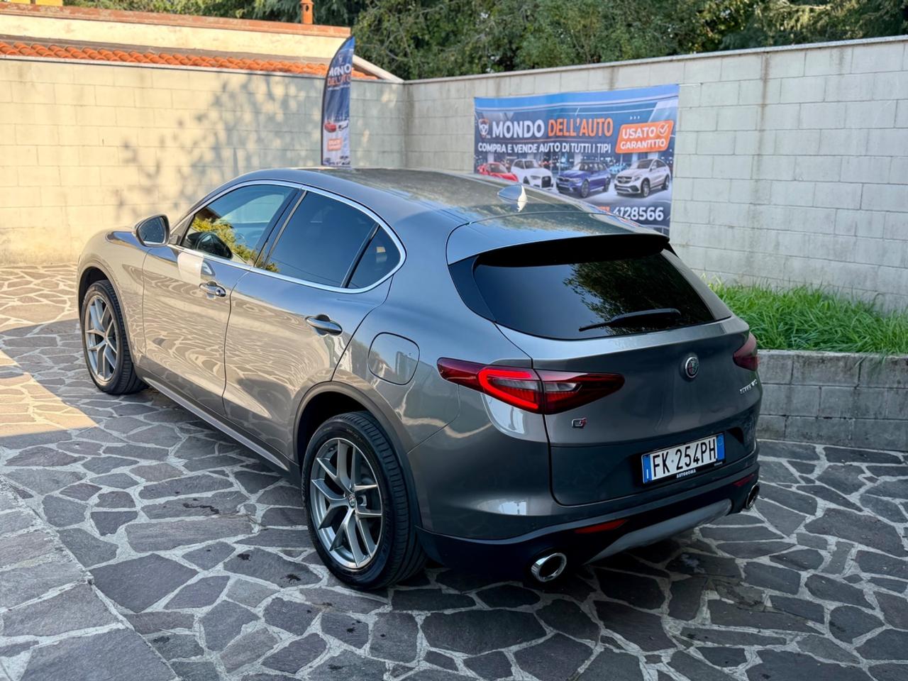 Alfa Romeo Stelvio 2.0 Turbo 280 CV AT8 Q4 First Edition garanzia 12 mesi