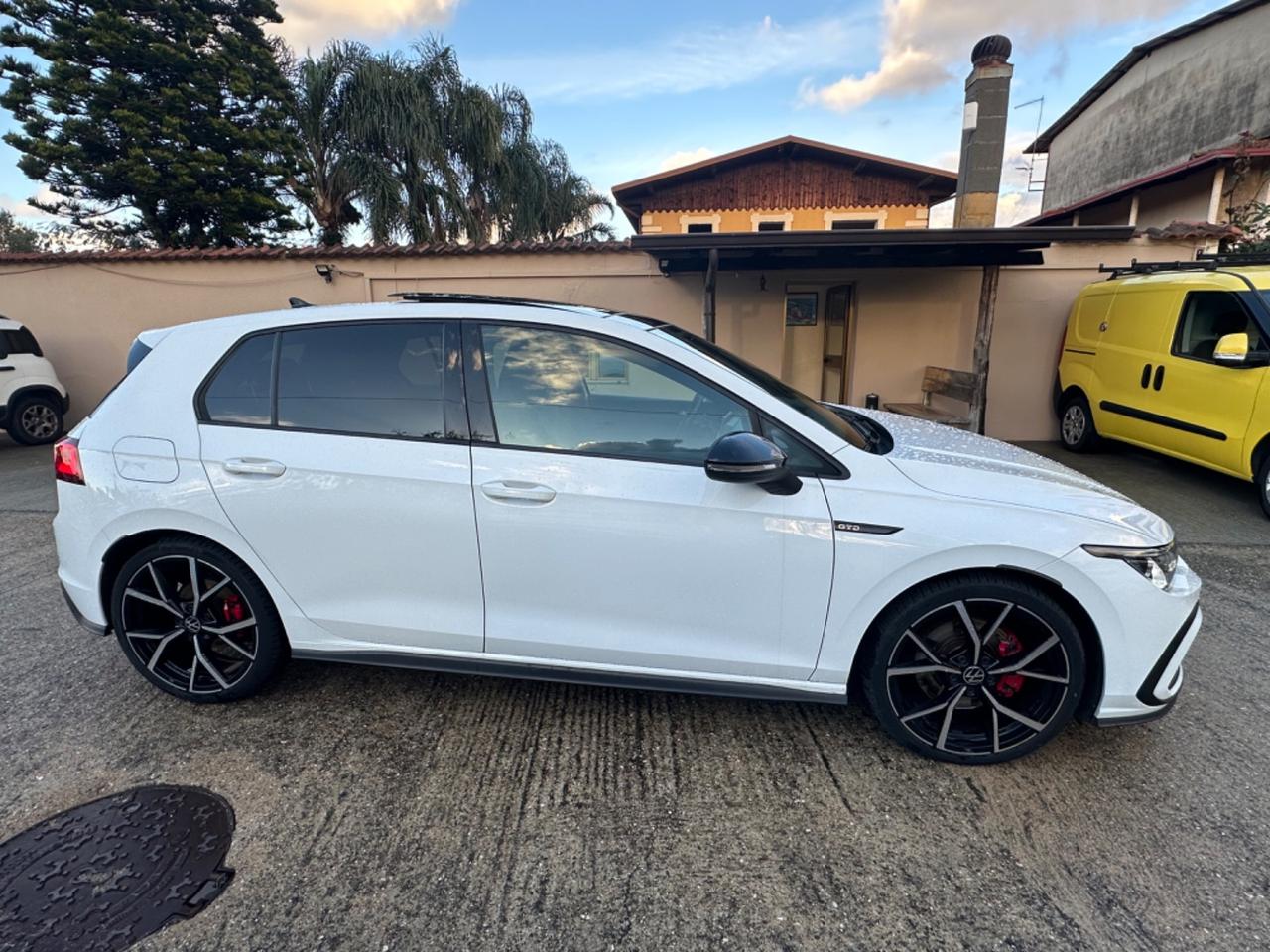 Volkswagen Golf 2.0 TDI GTD DSG