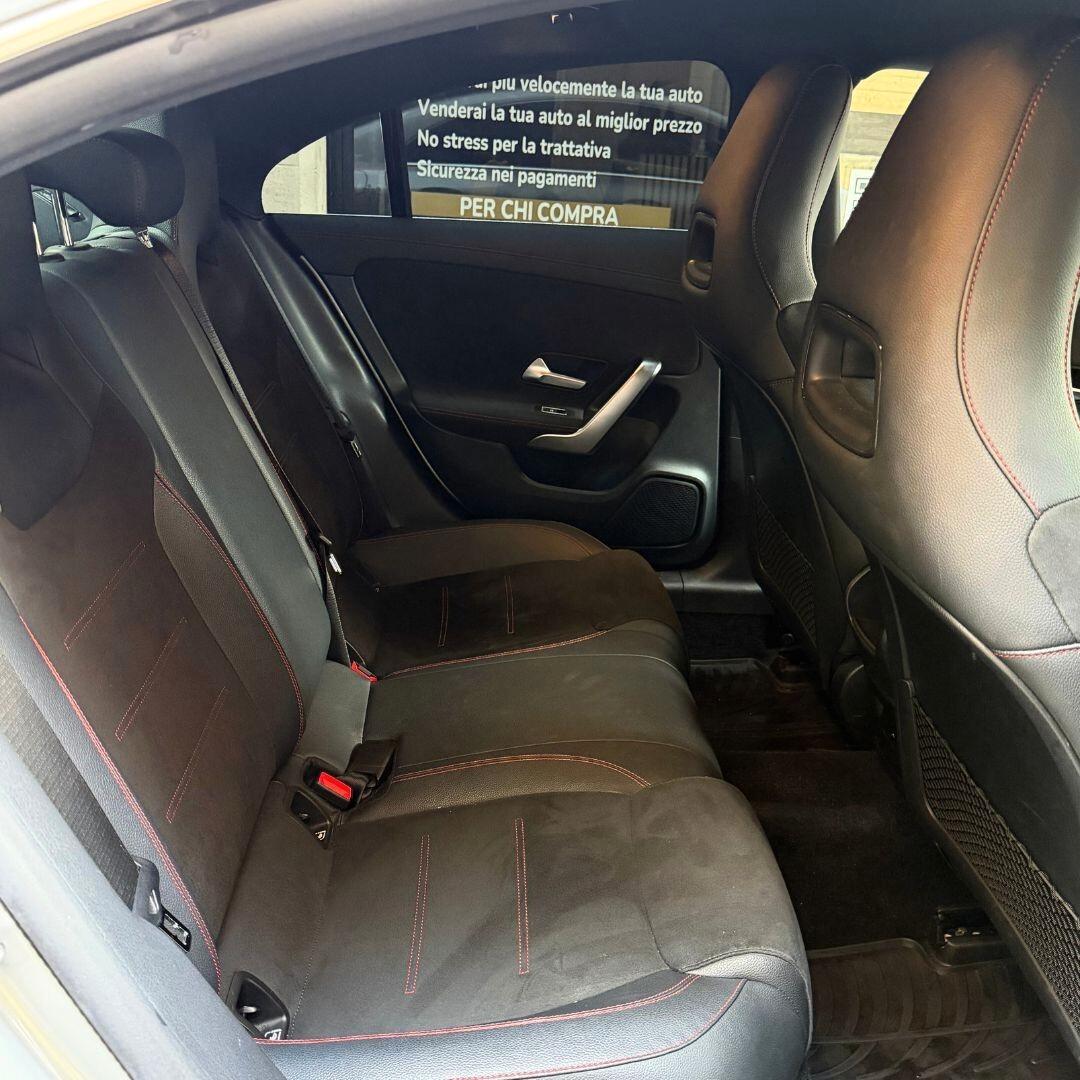 Mercedes CLA 200 d Automatic 4Matic Premium