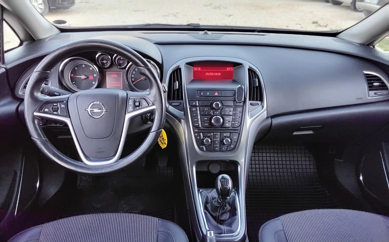 Opel Astra 1.7 CDTI 110CV Sports Tourer Cosmo
