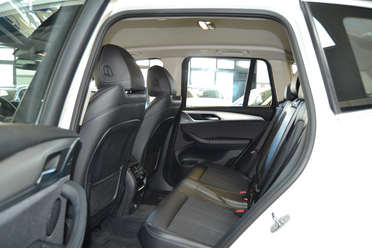 Bmw X3 xDrive20D 190CV C.Auto/Navi/Xenon