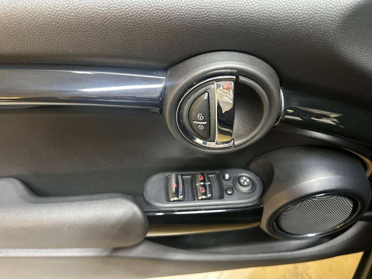 MINI Cabrio Cooper Classic