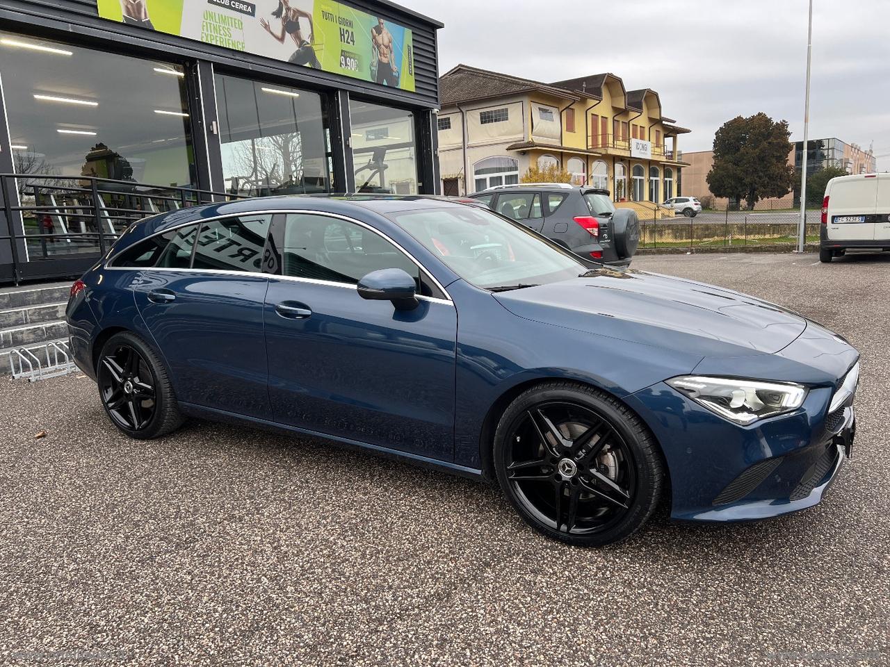 MERCEDES-BENZ CLA 200 d Aut. Shooting Brake Business IVA DEDUCIBILE