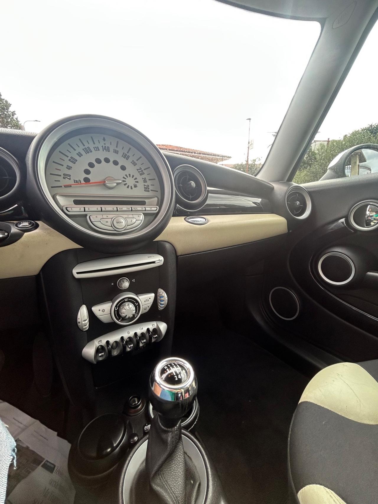 Mini 1.4 16V Abbey Road