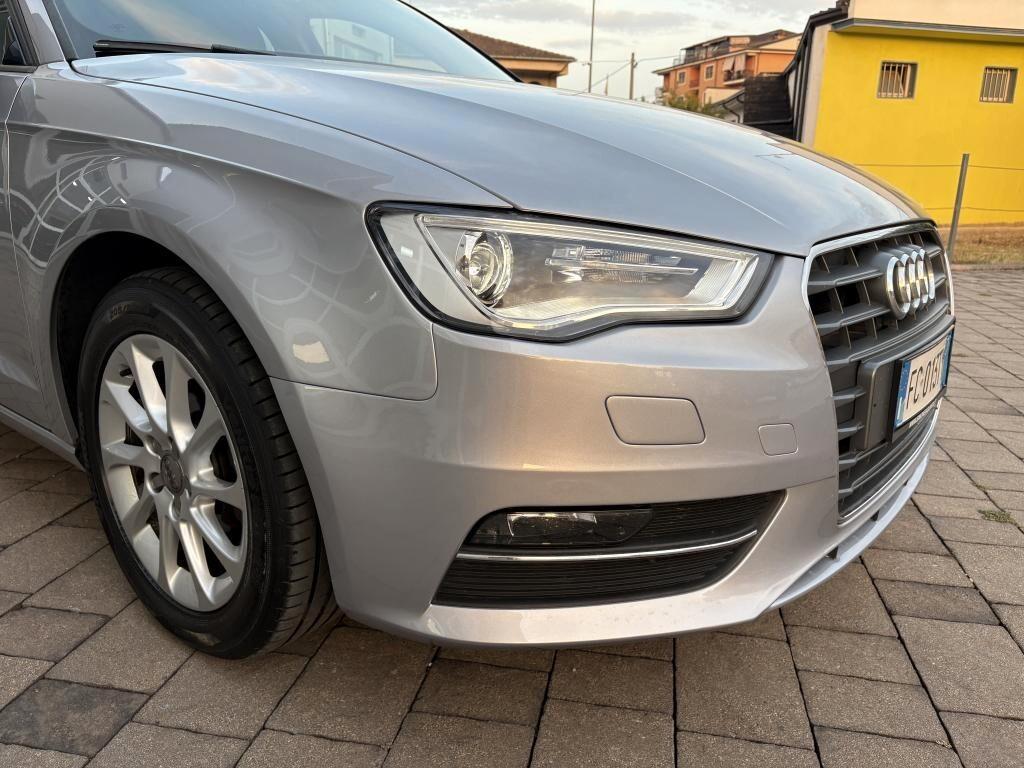 Audi A3 Sportback 1.6 TDI 110cv Ambiente