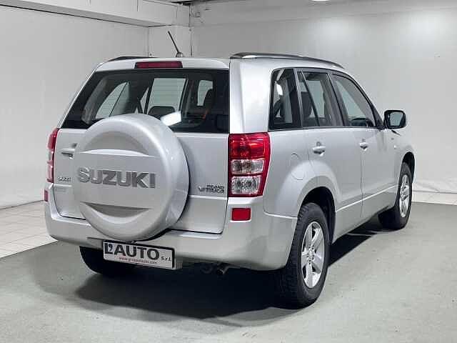 Suzuki Grand Vitara 1.9 DDiS 5 porte