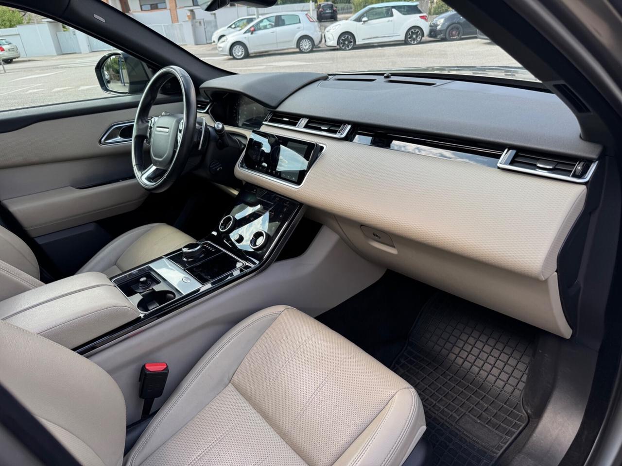 Land Rover Range Velar 2.0D I4 240 CV R-Dynamic S