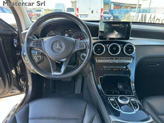 MERCEDES-BENZ GLC 350 GLC - X253 350e Business 4matic auto - FS812DK