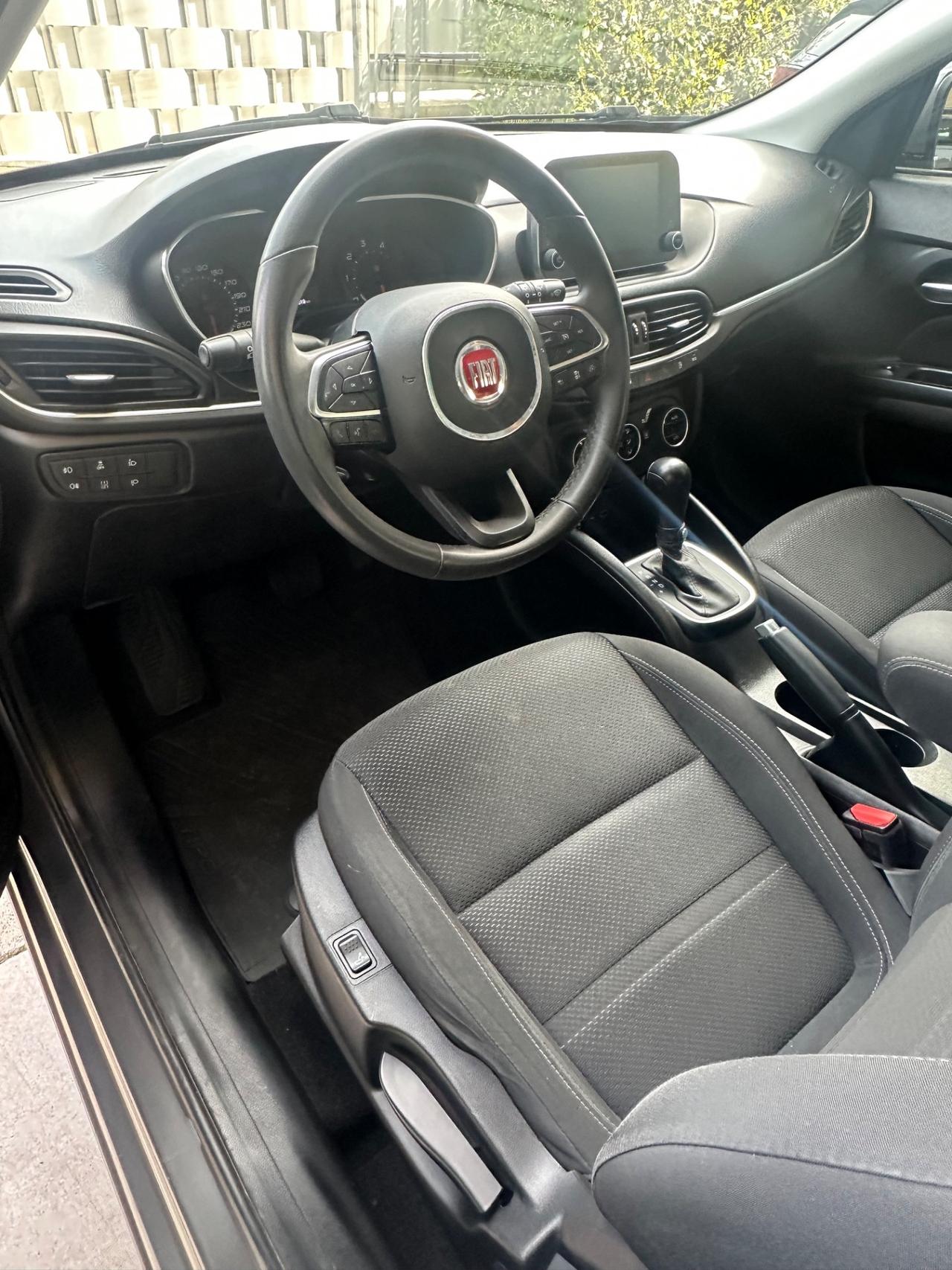 Fiat Tipo 1.6 Mjt S&S SW Lounge