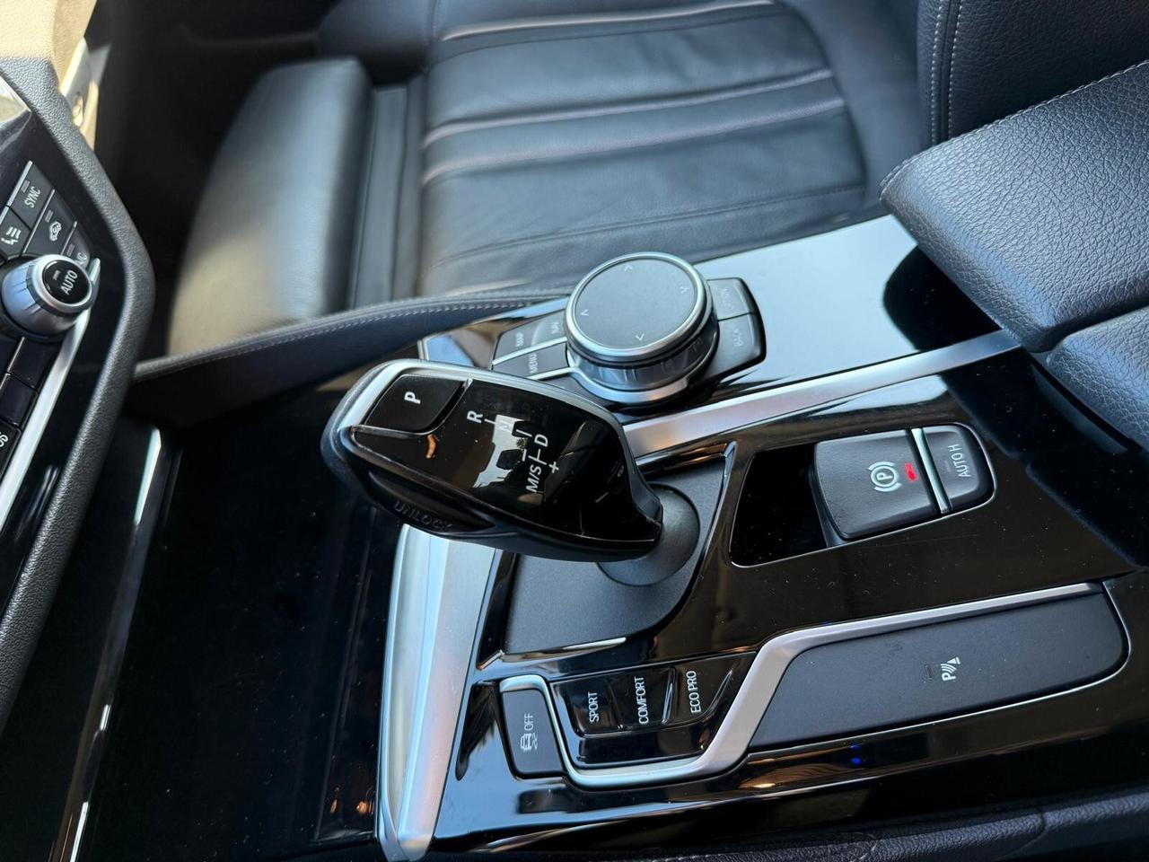 Bmw 520 520d 48V Luxury Steptronic