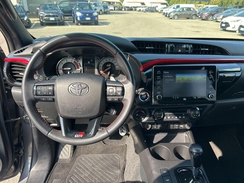 Toyota Hilux Hilux 2.8 D-4D A/T 4WD 4 porte Double Cab GR SPORT IVA COMPRESA