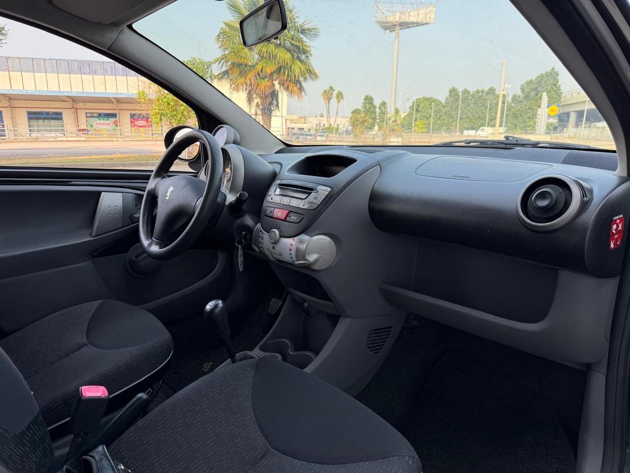 Peugeot 107 1.0 68CV 130mila KM Super Full 2010