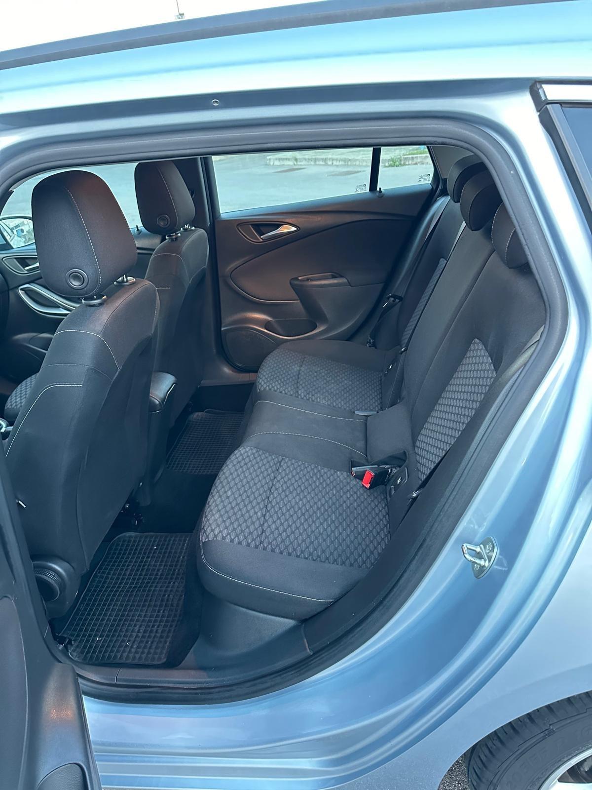 Opel Astra 1.5 Turbo Diesel 130 CV AT8 Edition