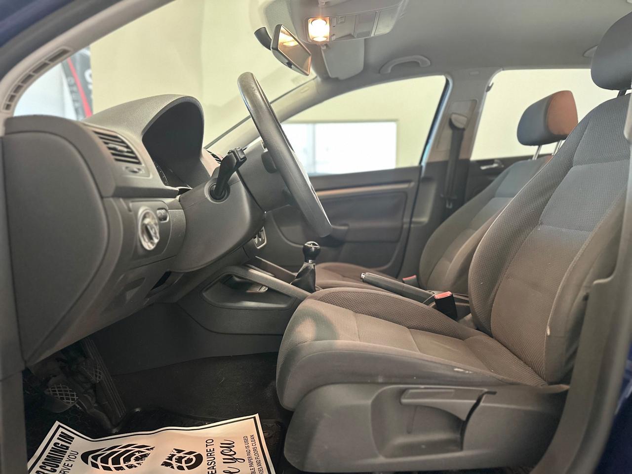 Volkswagen Golf 1.6 16V FSI 5p. Comfortline
