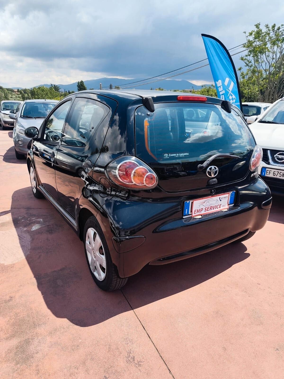 Toyota Aygo 1.0 12V VVT-i 5p Sol