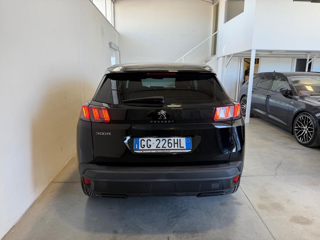 Peugeot 3008 BlueHDi 130 S&S EAT8 Allure