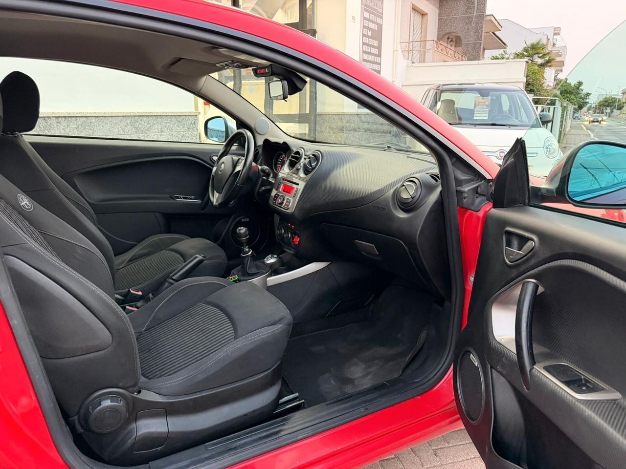 Alfa Romeo MiTo 1.6 JTDm 16V Distinctive Sport Pack