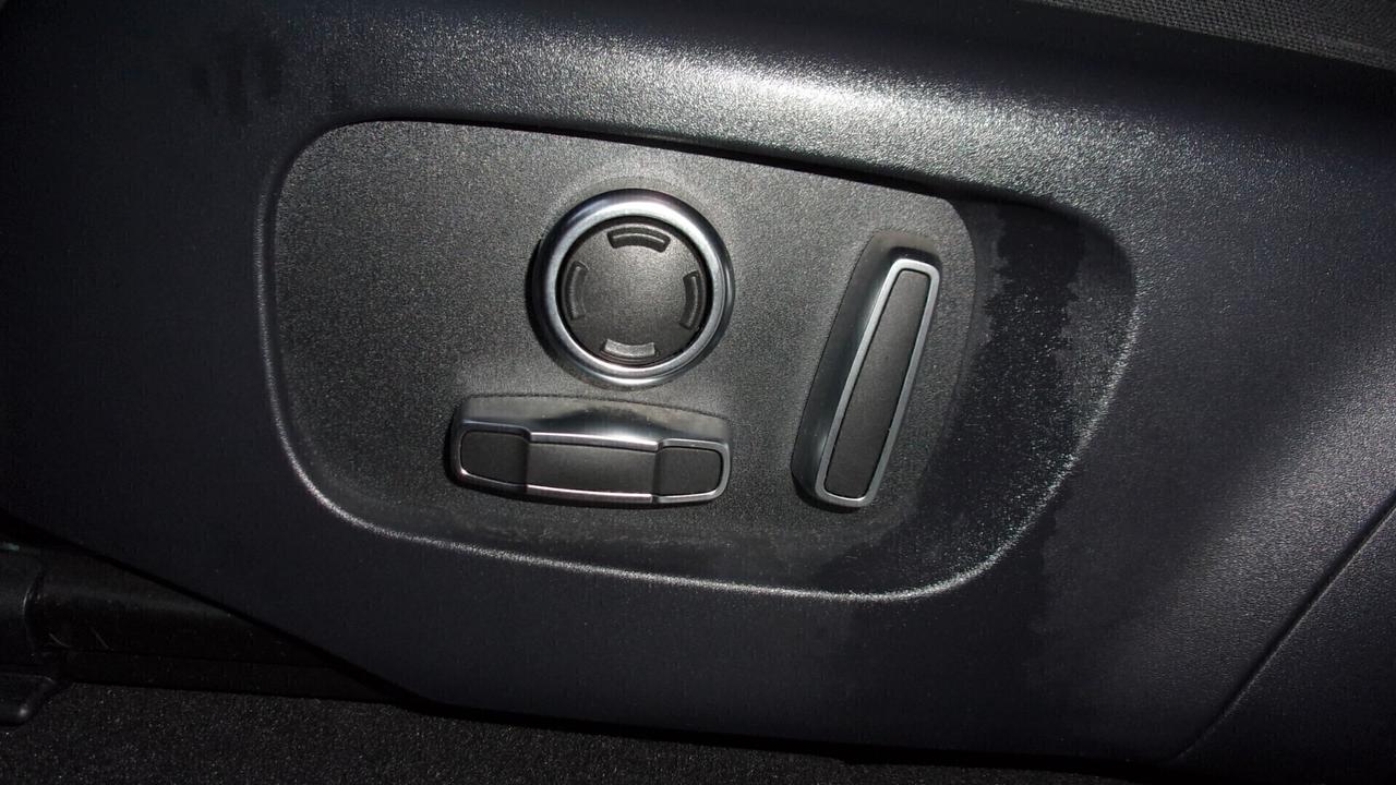 Land Rover Range Evoque 2.0D I4 204 CV AWD Auto R-Dynamic HSE