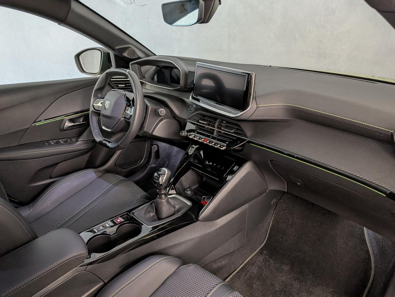 Peugeot 208 ii 1.2 puretech 100cv GT
