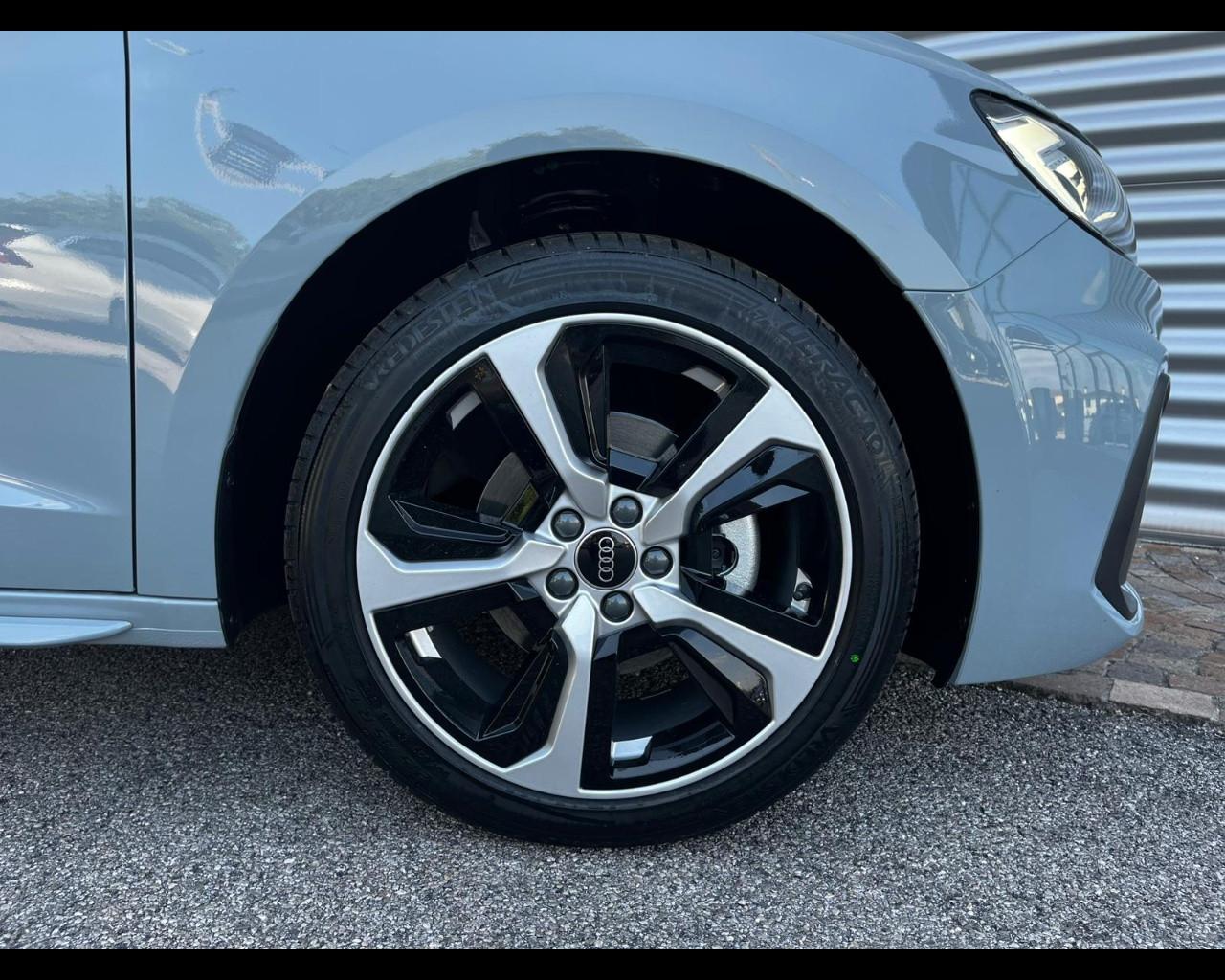 AUDI A1 SPORTBACK 30 TFSI S-TRONIC S LINE EDITION