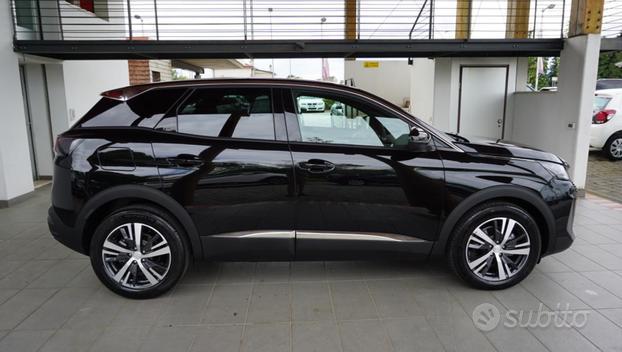 PEUGEOT 3008 BlueHDi 130 S&S EAT8 Allure Pack