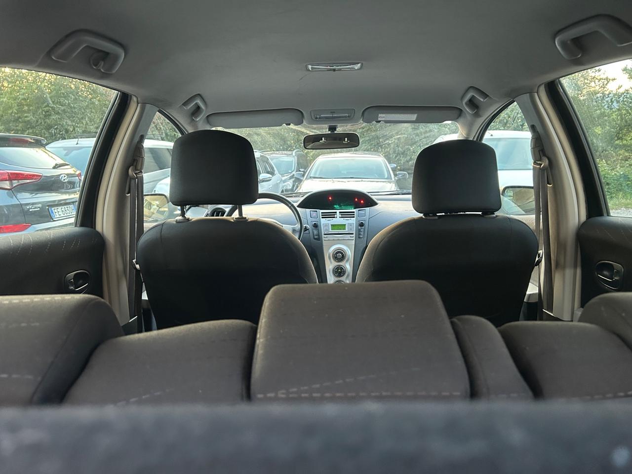 Toyota Yaris 1.0 5 porte Sol