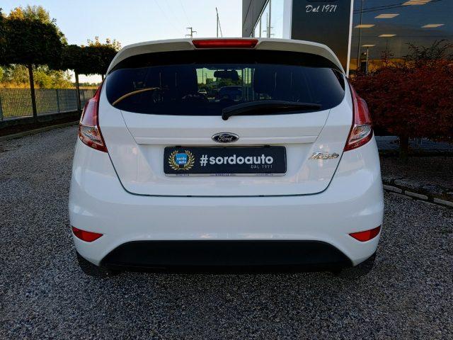 FORD Fiesta 1.5 TDCi 5 porte Black & White Edition