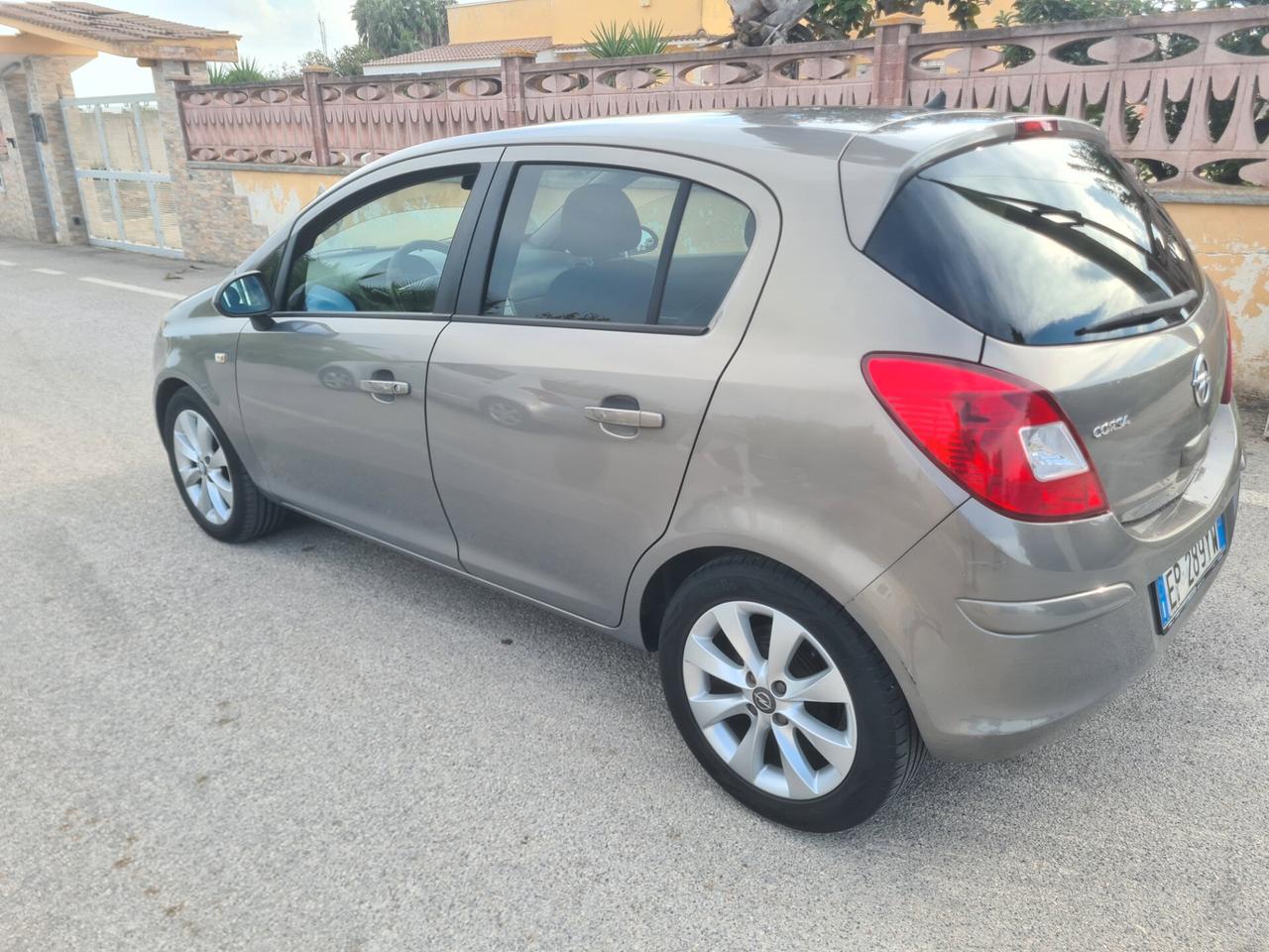 Opel Corsa 1.2 85CV 5 porte GPL-TECH Elective