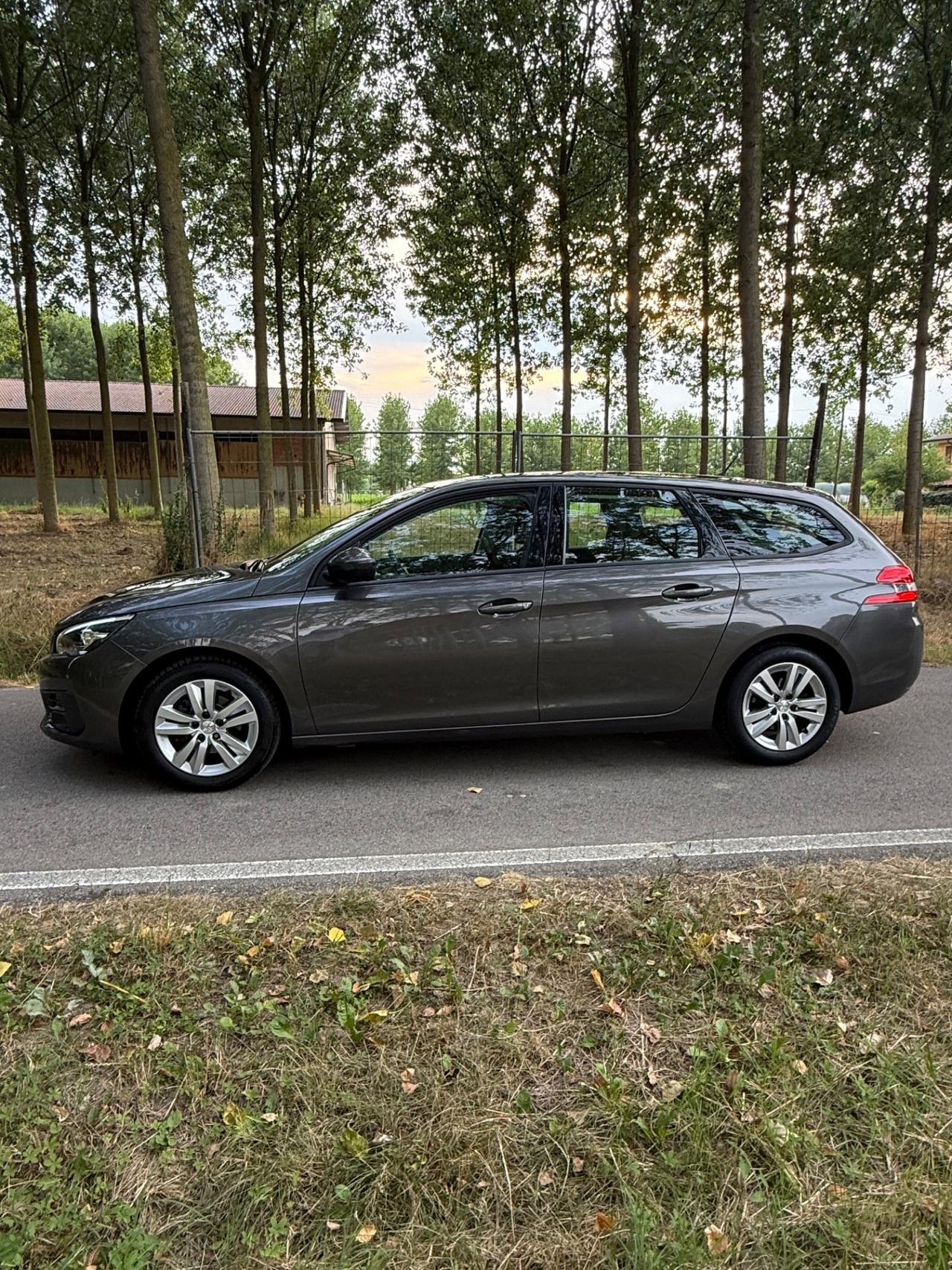 Peugeot 308 BlueHDi 130 S&S EAT8 SW Business