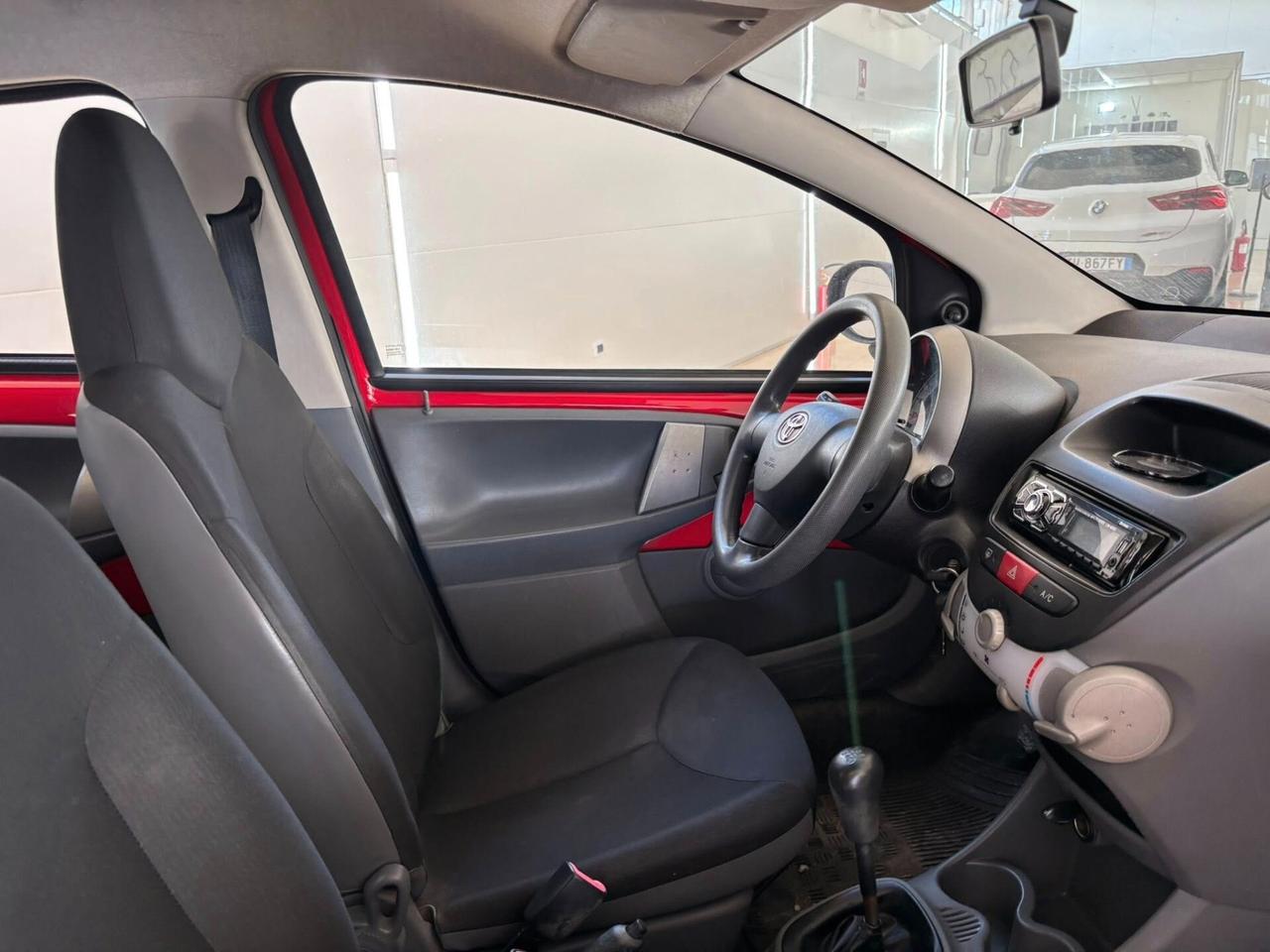Toyota Aygo 1.0 12V VVT-i 5 porte