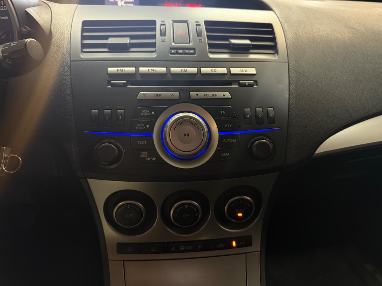 Mazda 3 1.6 MZ-CD 109 CV 5