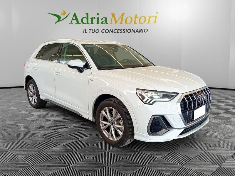 Audi Q3 45 TFSI e S tronic S Line Edition