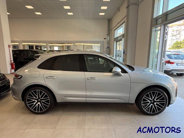 PORSCHE Macan 2.0