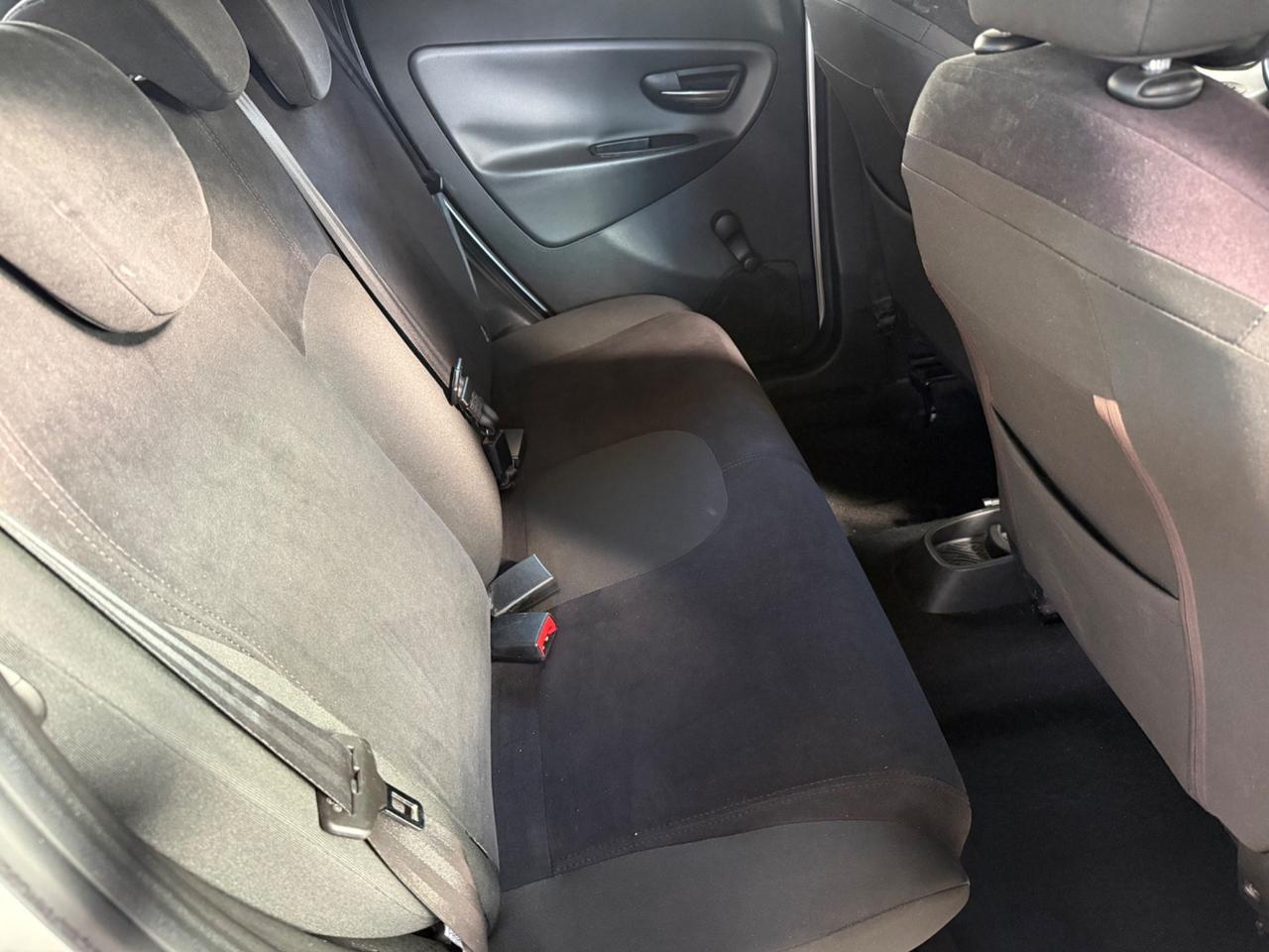 Lancia Ypsilon 1.2 Benzina 69 CV 5 porte Gold - 2014